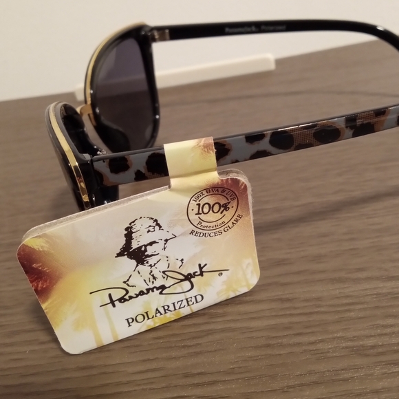 💕 3/$24, Adorable sunglasses - Picture 3 of 6